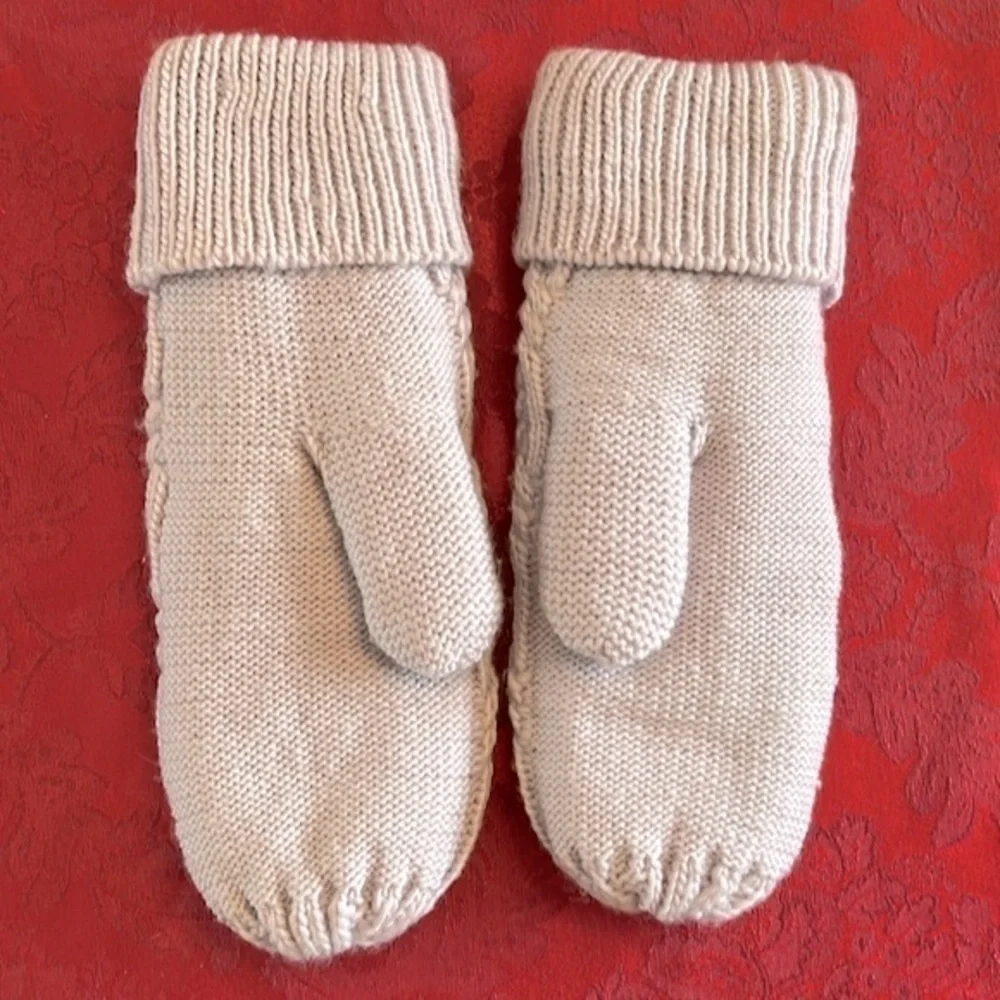 Brand New The North Face Lavender Fog City Plush Earband & Knit Mittens Fleece